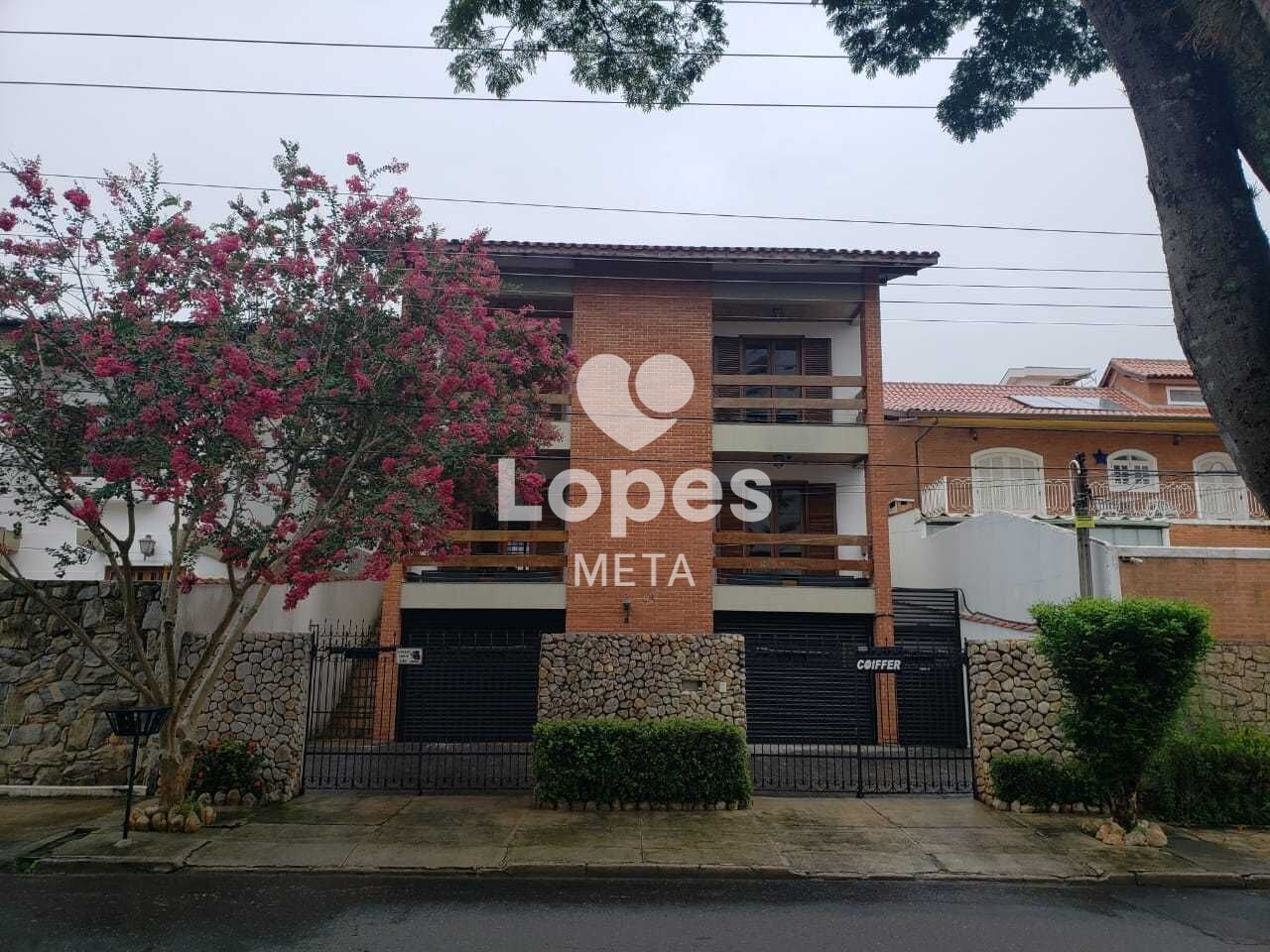 Sobrado à venda com 4 quartos, 400m² - Foto 1