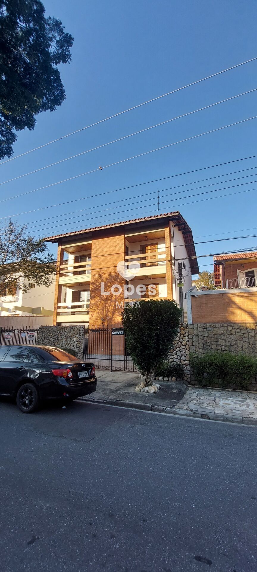 Sobrado à venda com 4 quartos, 400m² - Foto 2