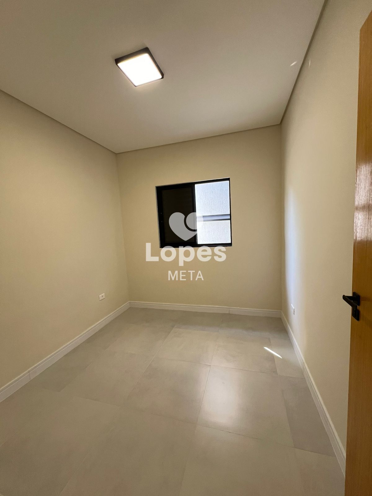 Casa à venda com 3 quartos, 80m² - Foto 3