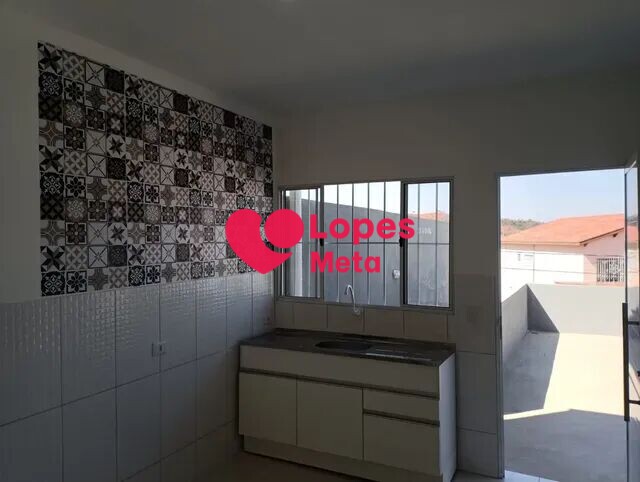 Casa à venda com 2 quartos, 60m² - Foto 7