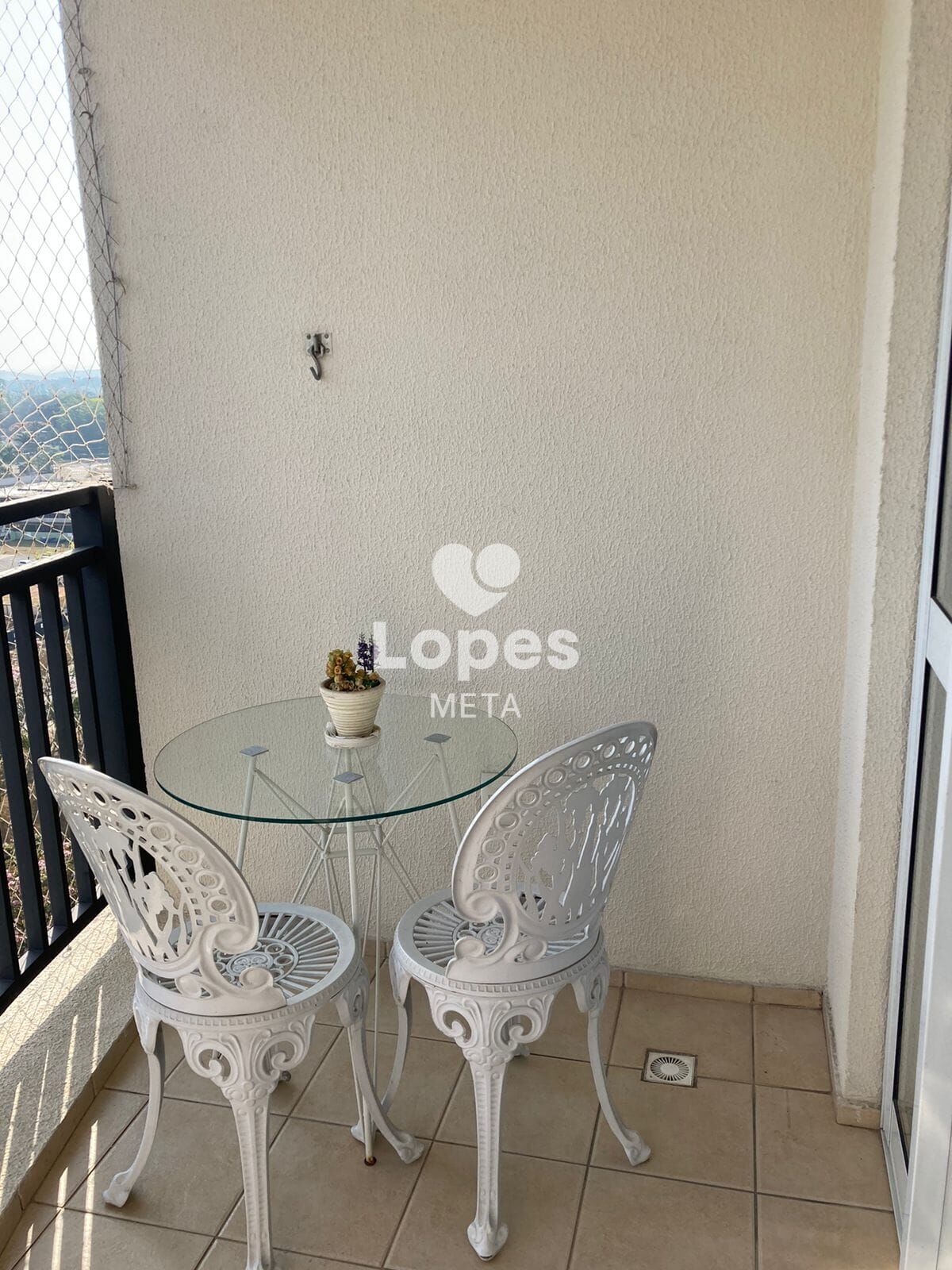 Apartamento à venda com 3 quartos, 90m² - Foto 4
