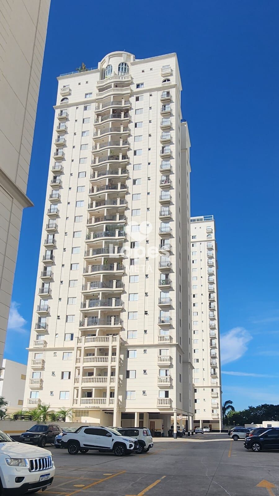 Apartamento à venda com 3 quartos, 90m² - Foto 1