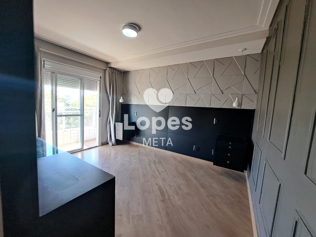 Prédio Inteiro para alugar com 3 quartos, 182m² - Foto 2