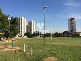 Apartamento para alugar com 2 quartos, 62m² - Foto 25