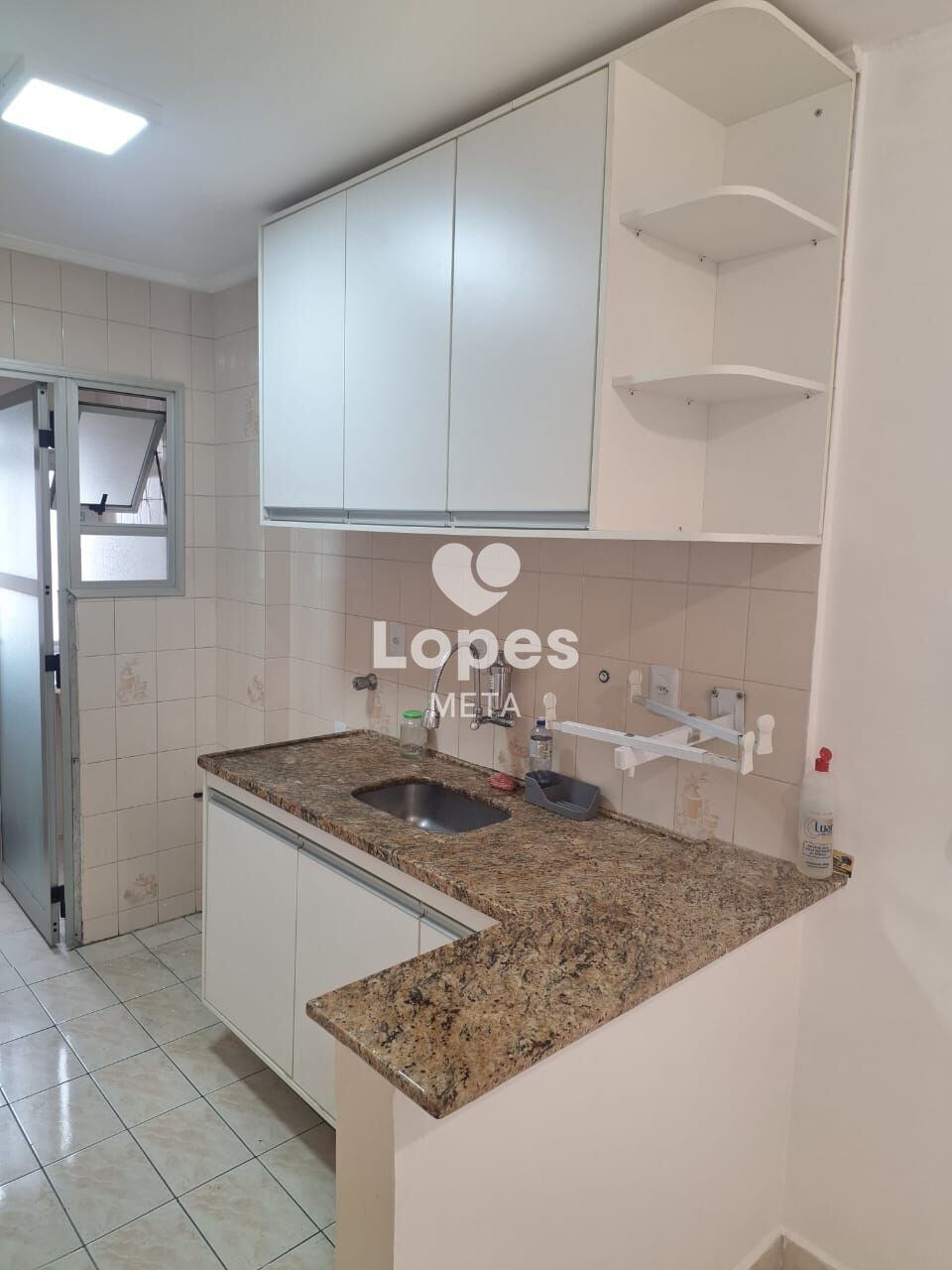 Apartamento para alugar com 3 quartos, 70m² - Foto 4