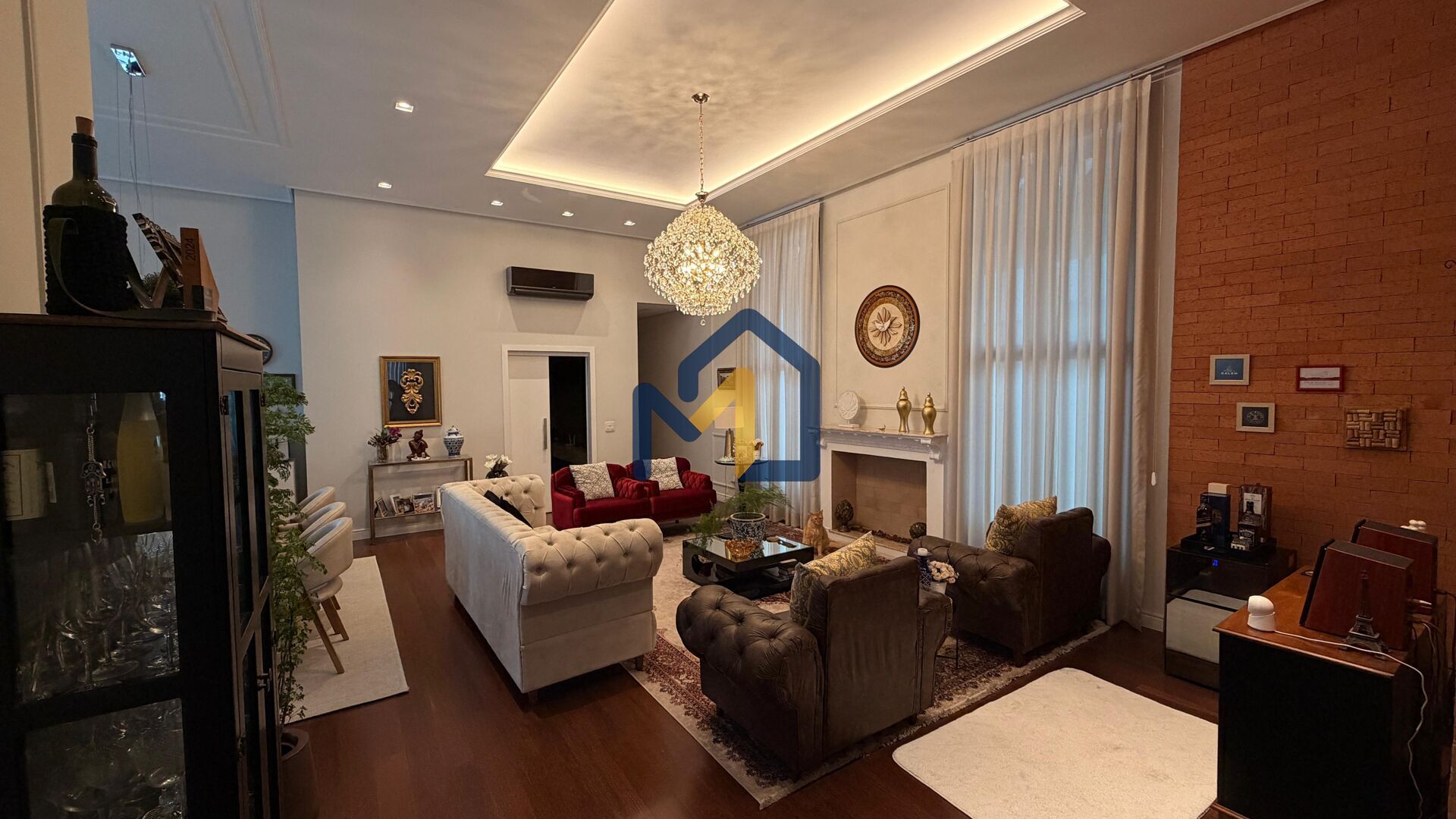 Casa, 3 quartos, 283 m² - Foto 1