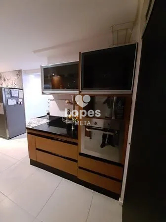 Apartamento à venda com 3 quartos, 157m² - Foto 5