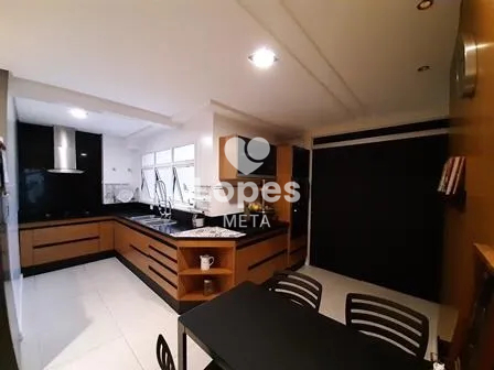 Apartamento à venda com 3 quartos, 157m² - Foto 4