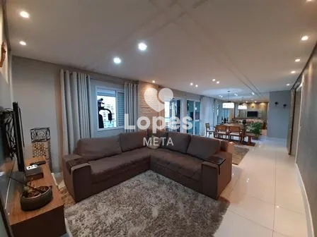 Apartamento à venda com 3 quartos, 157m² - Foto 2