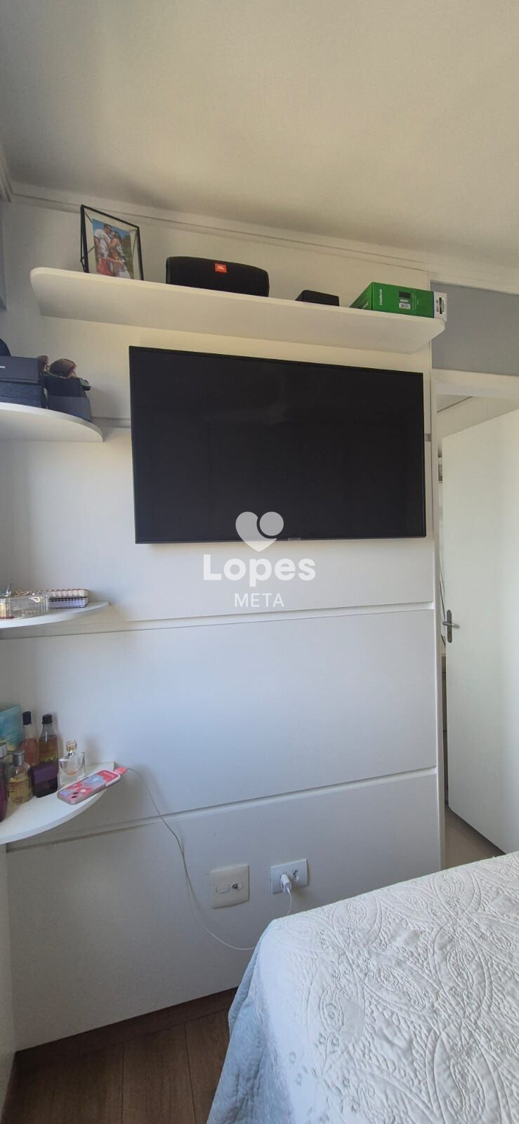 Apartamento à venda com 2 quartos, 70m² - Foto 14