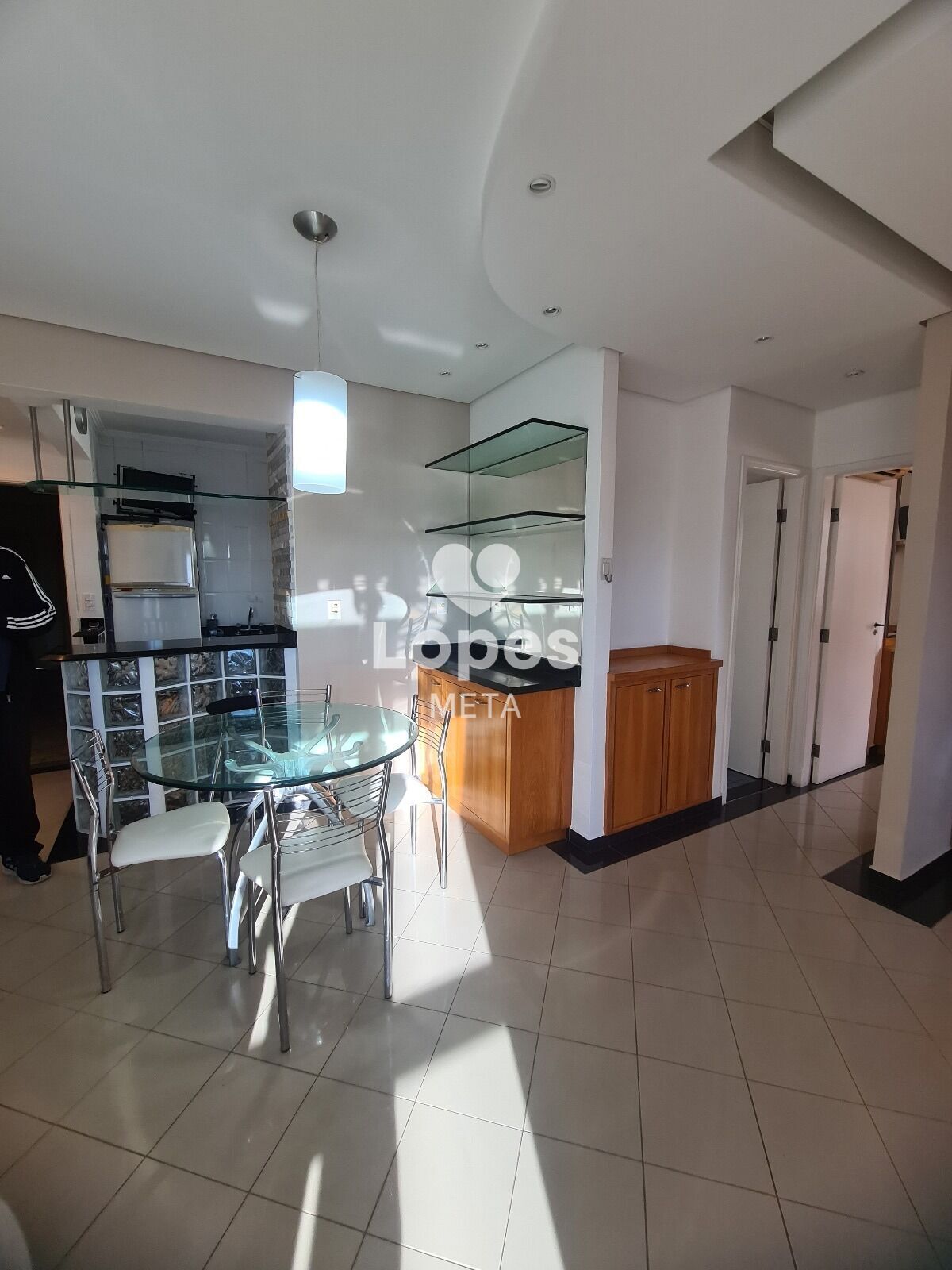 Apartamento, 1 quarto, 60 m² - Foto 2