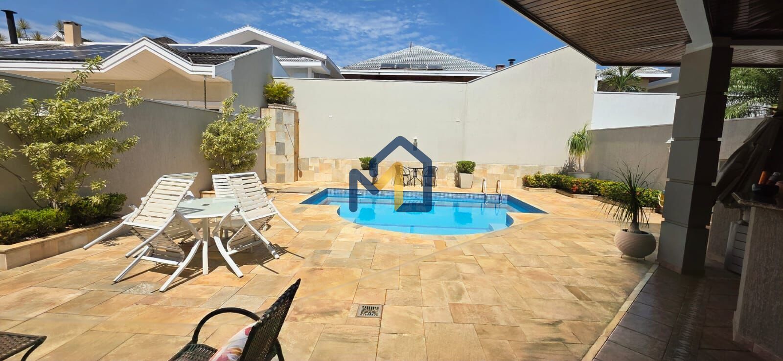 Casa, 5 quartos, 327 m² - Foto 3
