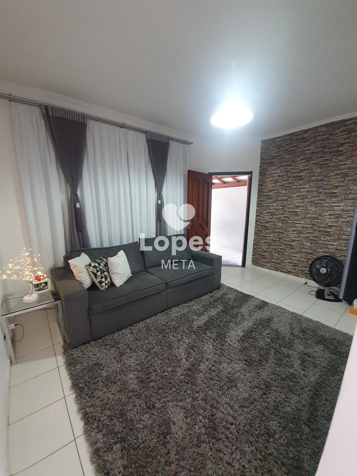 Casa à venda com 3 quartos, 125m² - Foto 2