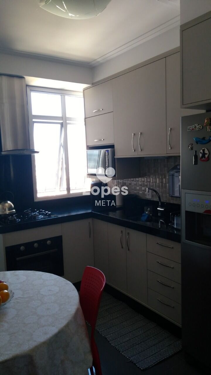 Apartamento à venda com 3 quartos, 104m² - Foto 4