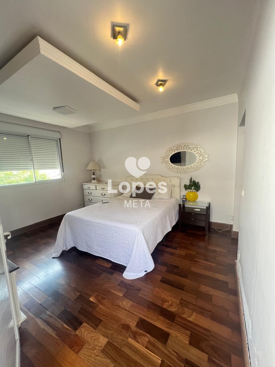 Casa para alugar com 4 quartos, 260m² - Foto 9
