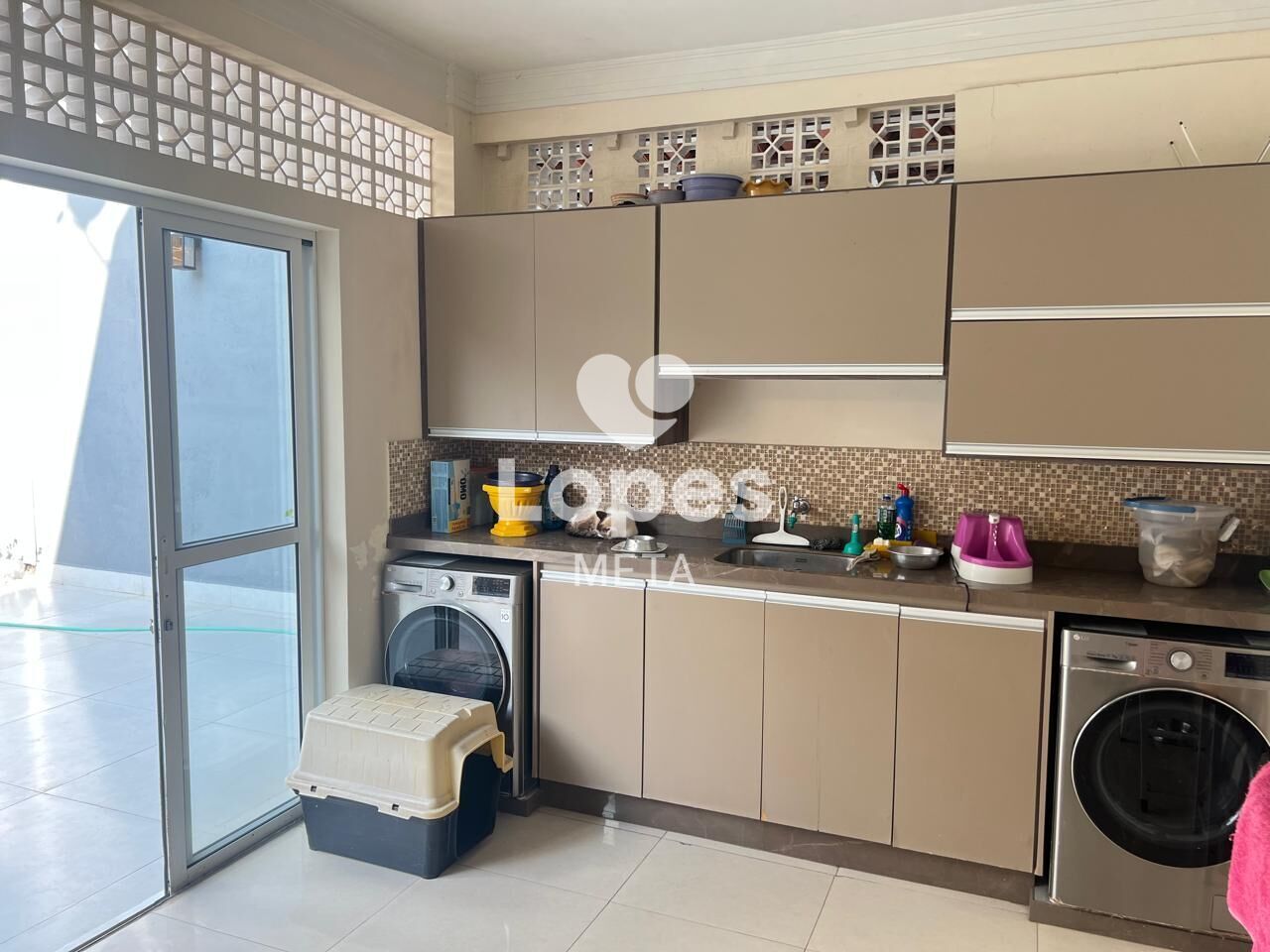 Casa para alugar com 4 quartos, 260m² - Foto 7