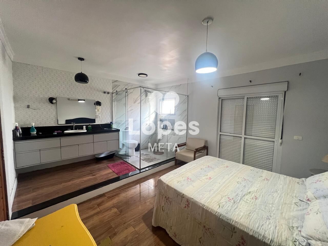 Casa para alugar com 4 quartos, 260m² - Foto 12