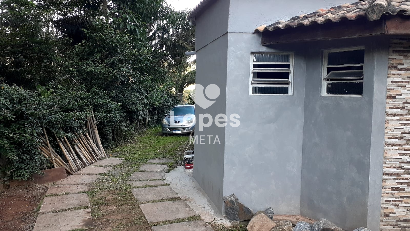 Chácara à venda com 2 quartos, 1300m² - Foto 3