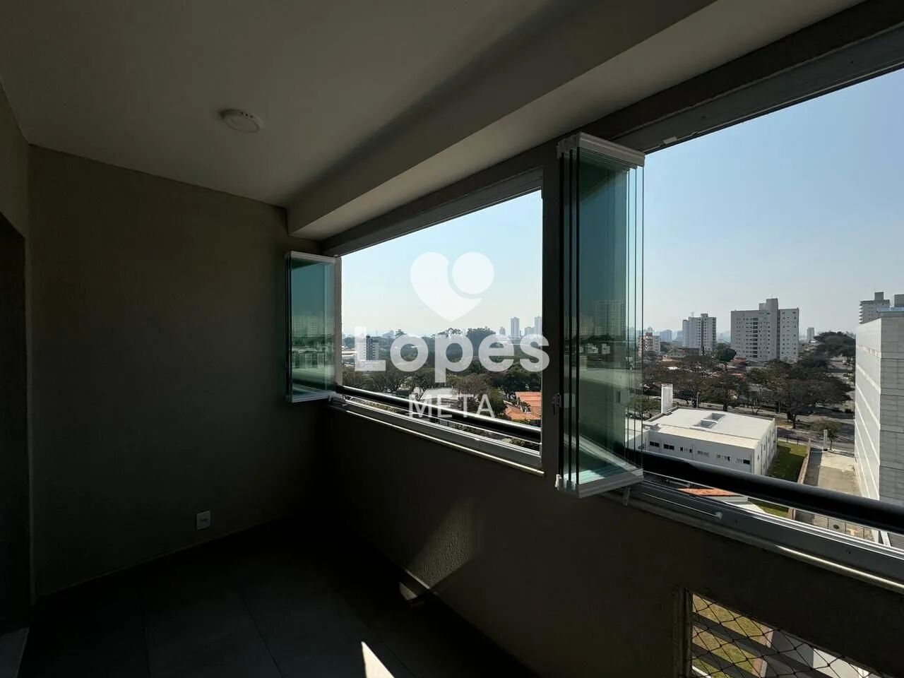 Apartamento à venda com 3 quartos, 71m² - Foto 1