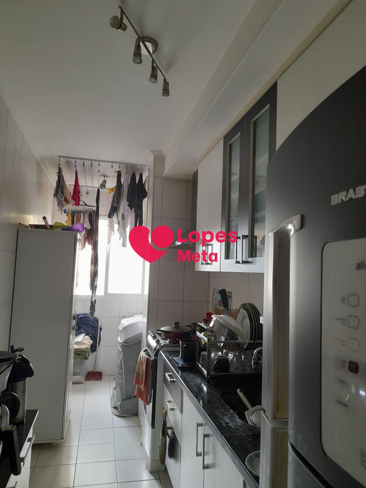 Apartamento à venda com 2 quartos, 67m² - Foto 2