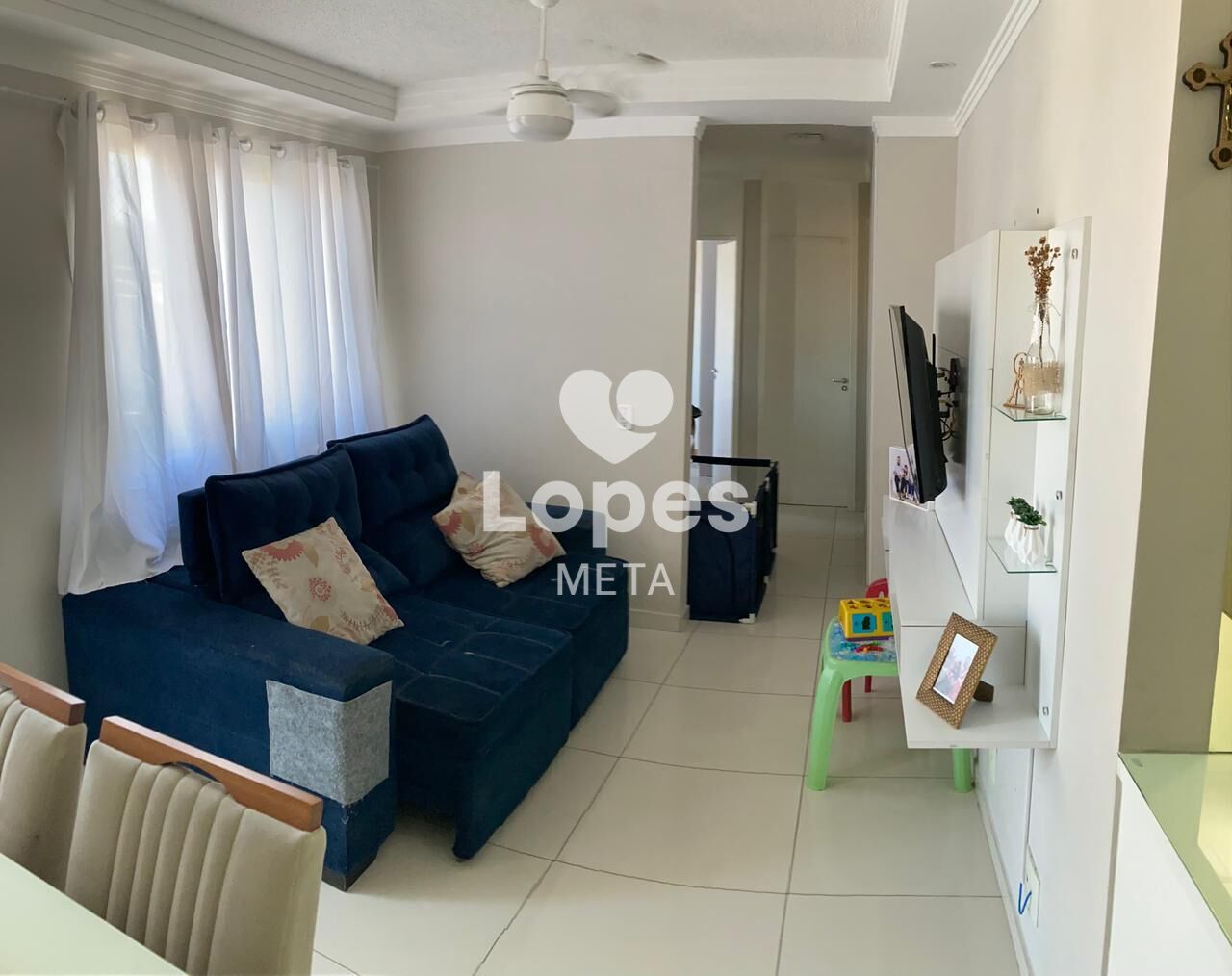 Apartamento à venda com 3 quartos, 67m² - Foto 2