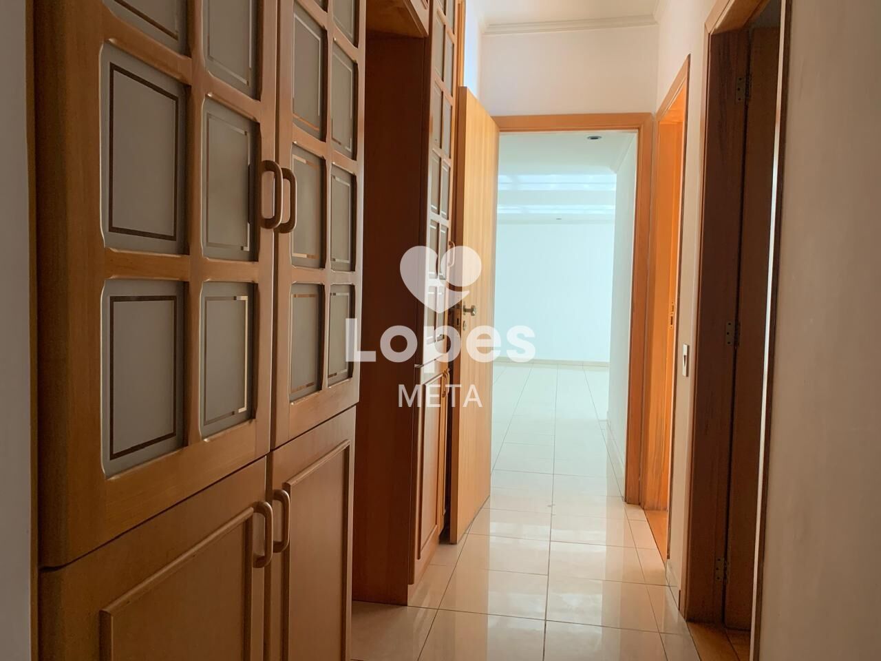 Apartamento à venda com 4 quartos, 175m² - Foto 9