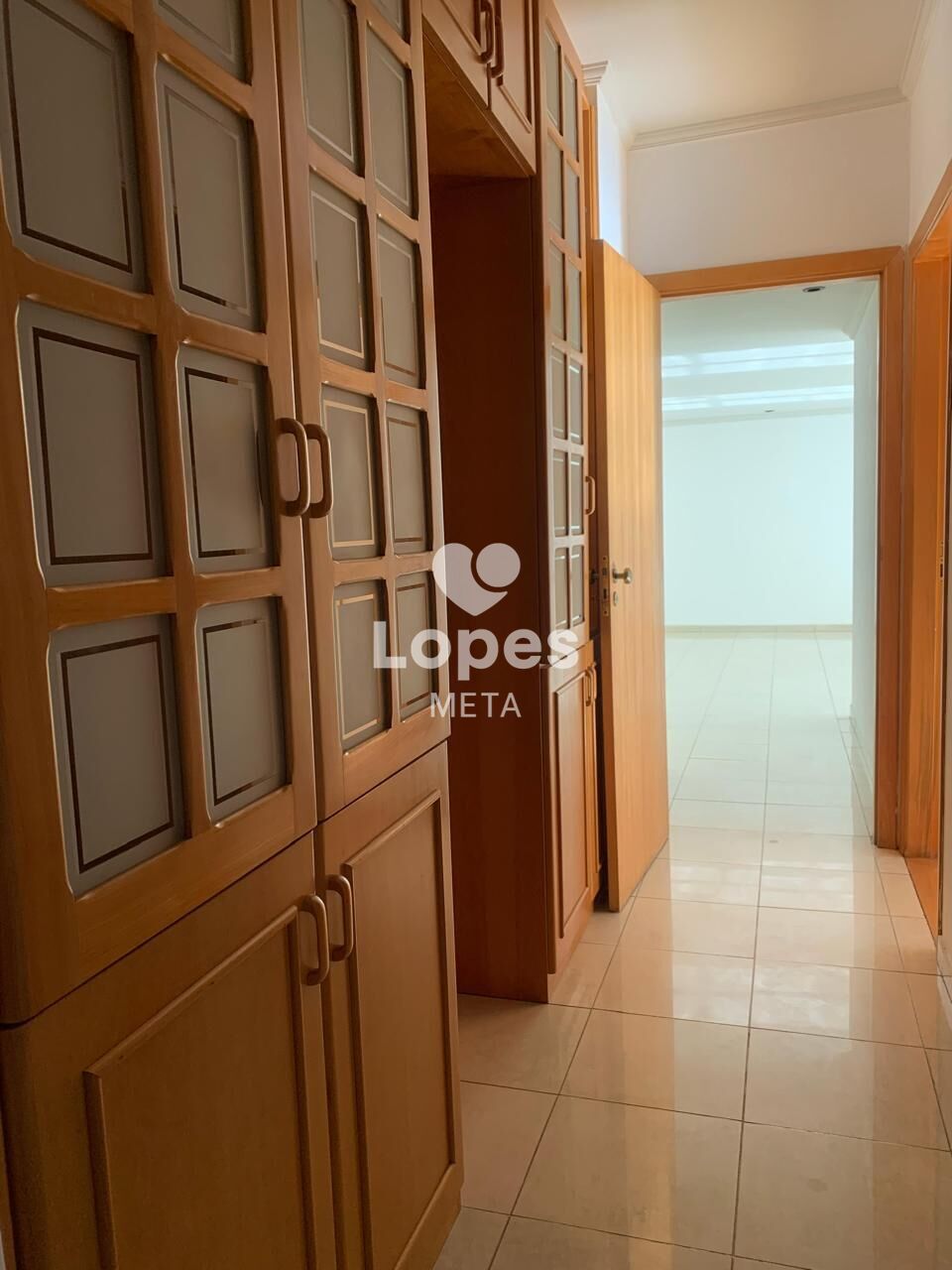 Apartamento à venda com 4 quartos, 175m² - Foto 10