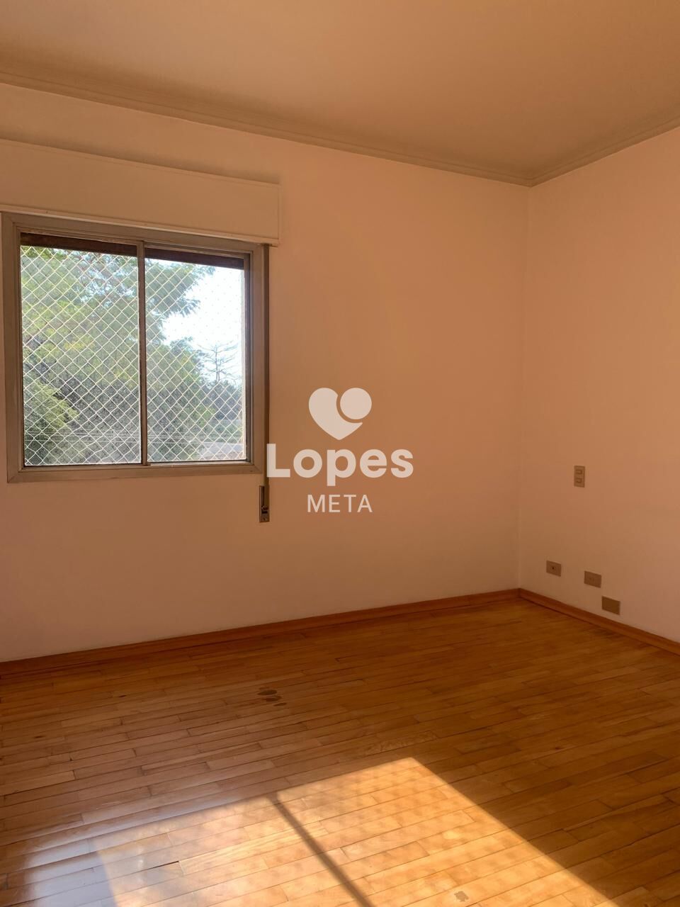 Apartamento à venda com 4 quartos, 175m² - Foto 18