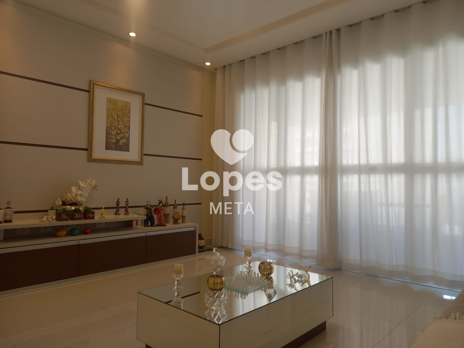 Apartamento para alugar com 2 quartos, 75m² - Foto 1