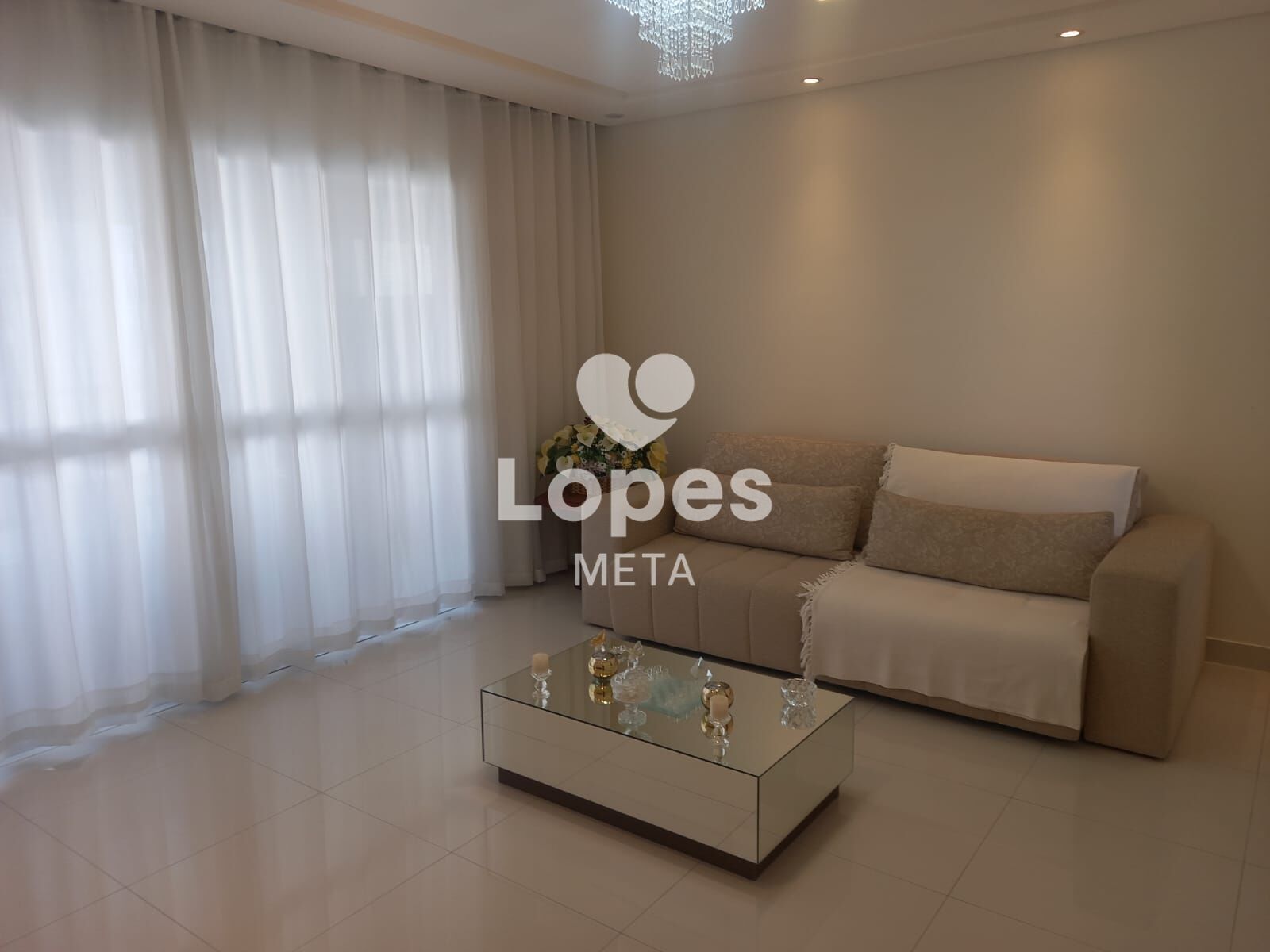 Apartamento para alugar com 2 quartos, 75m² - Foto 4