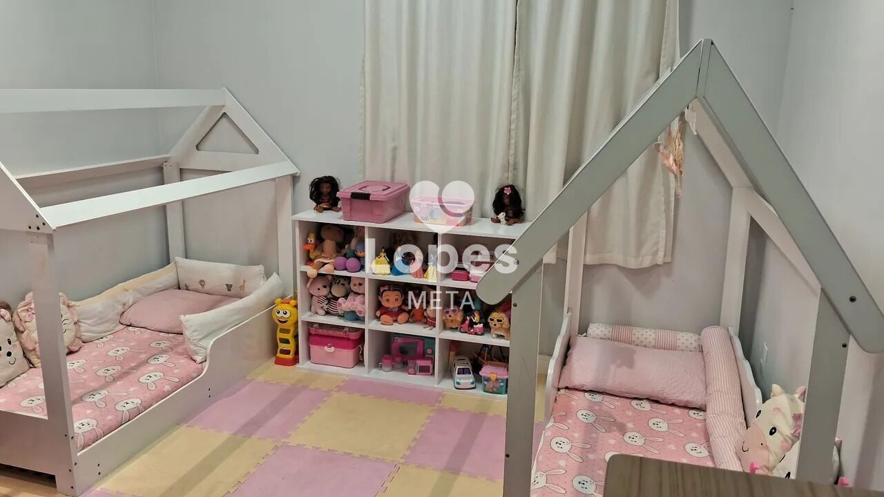 Casa à venda com 2 quartos, 90m² - Foto 11