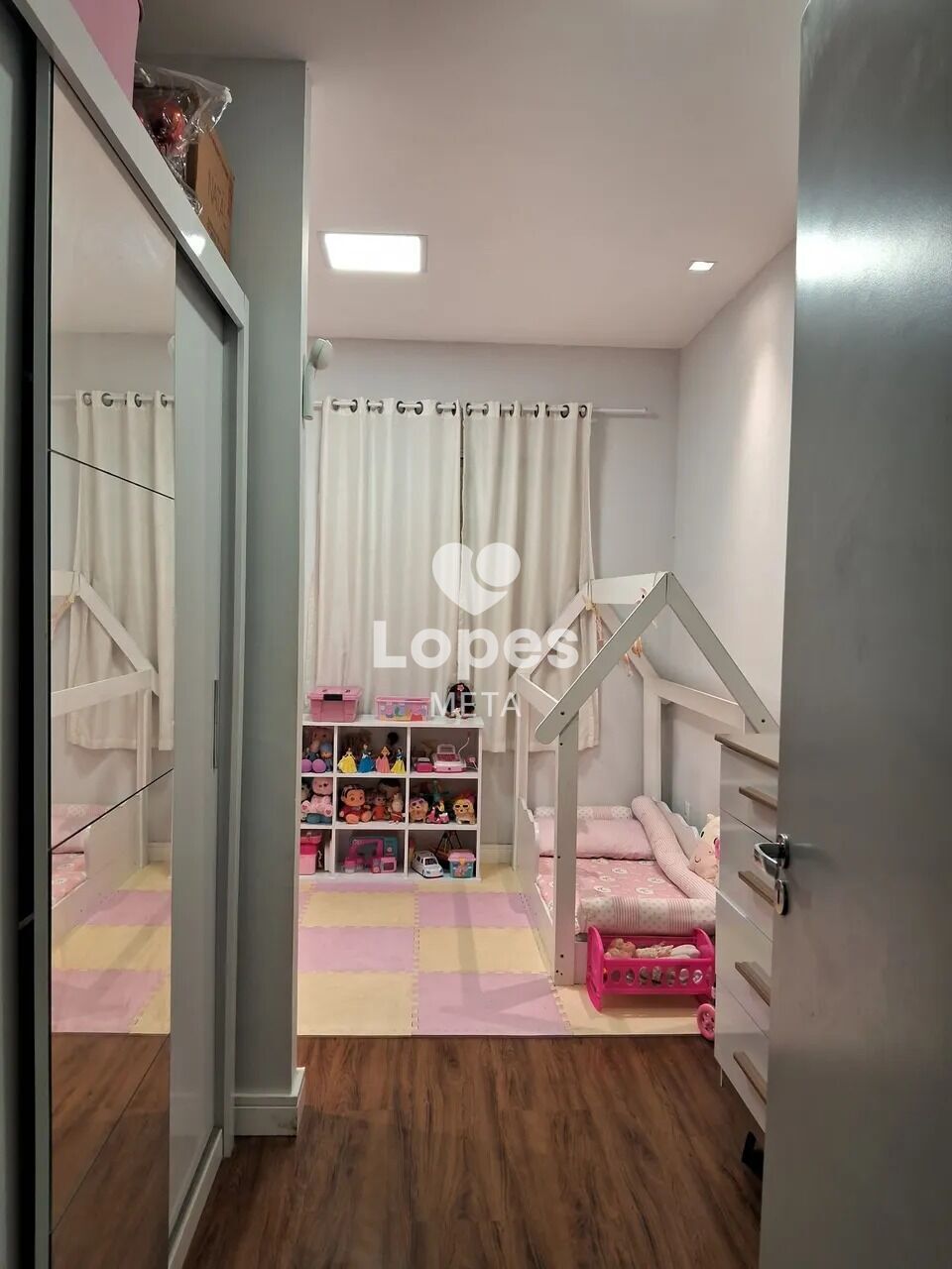 Casa à venda com 2 quartos, 90m² - Foto 10