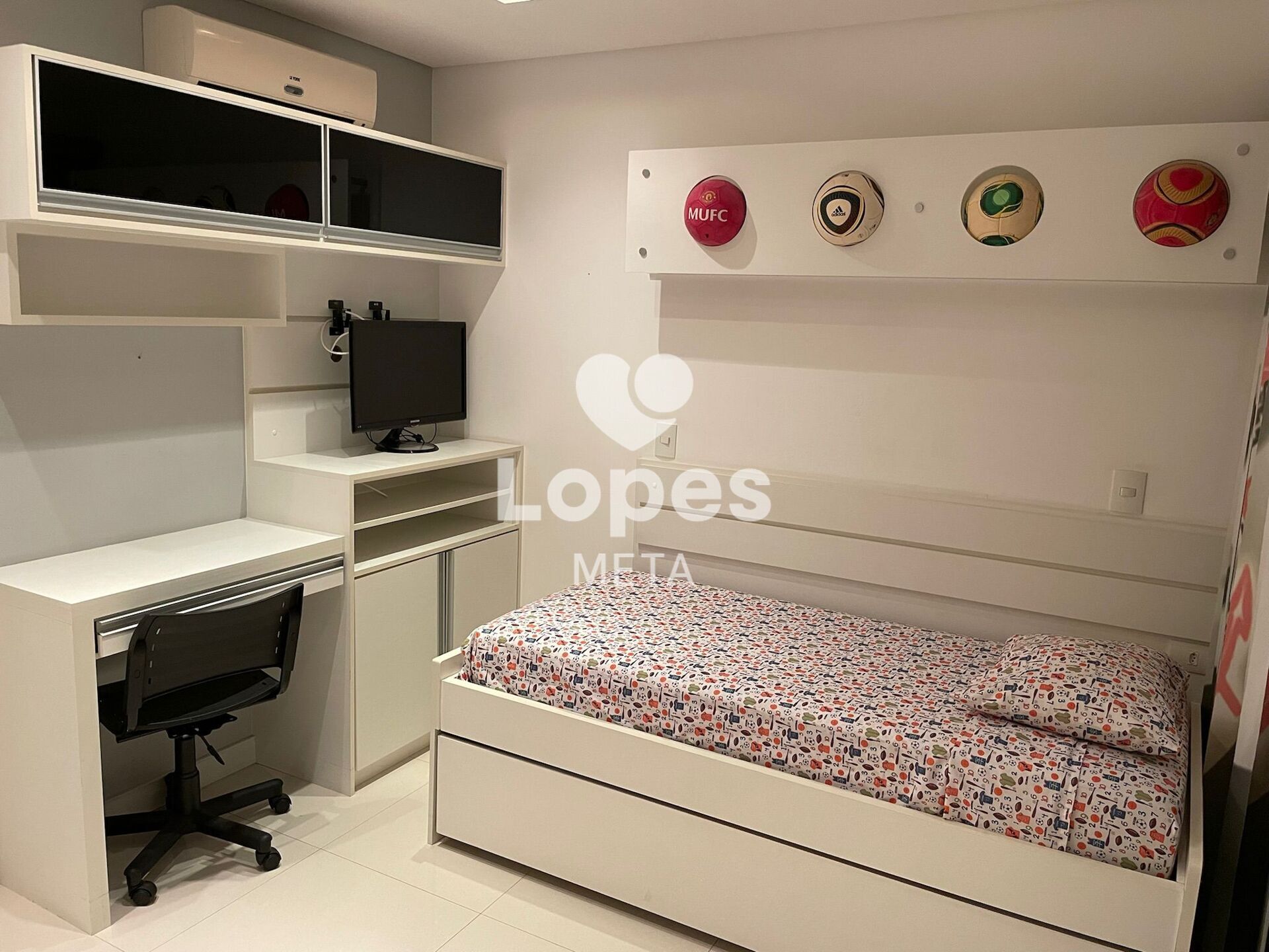 Apartamento à venda com 4 quartos, 183m² - Foto 18