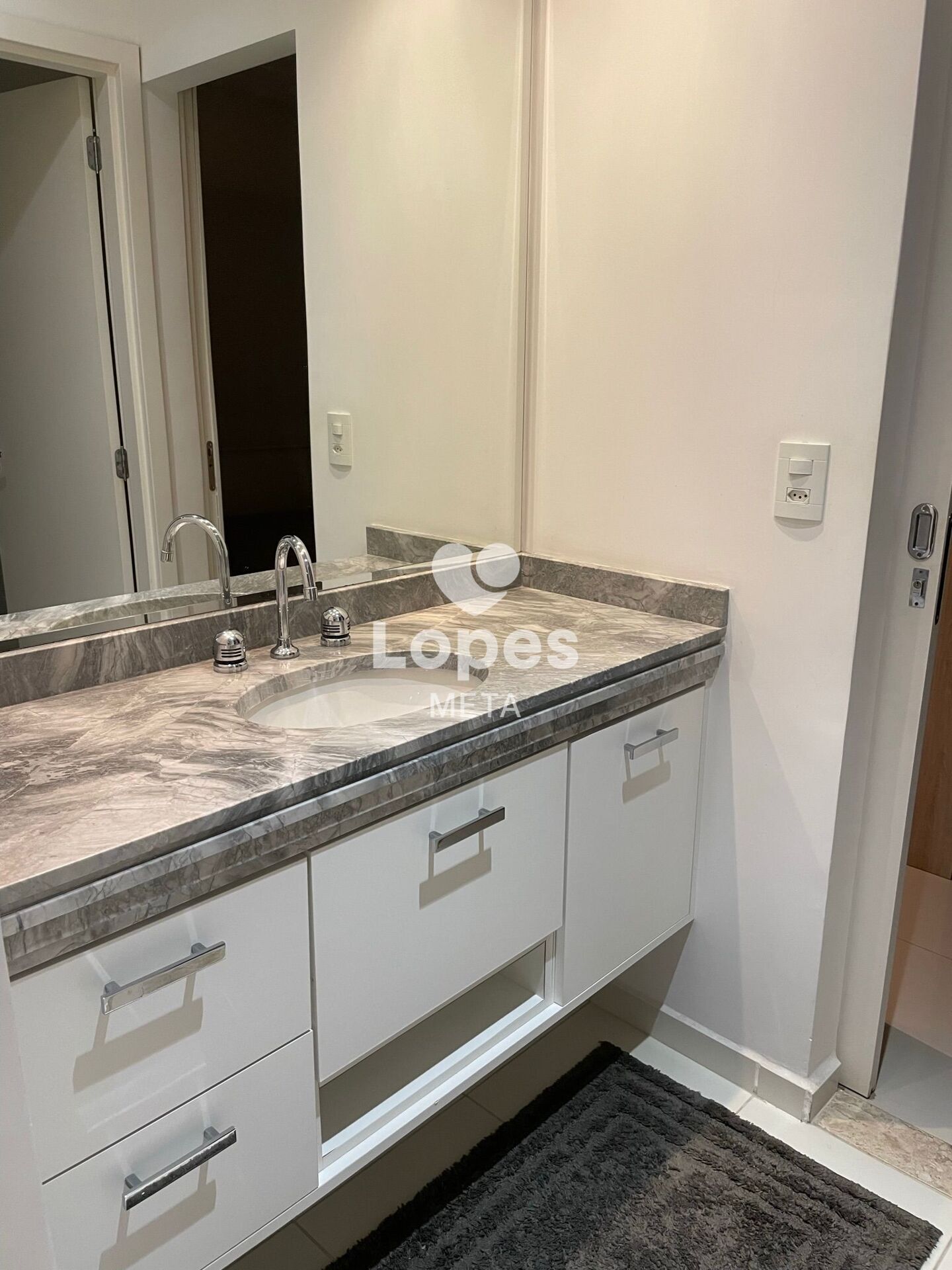 Apartamento à venda com 4 quartos, 183m² - Foto 23