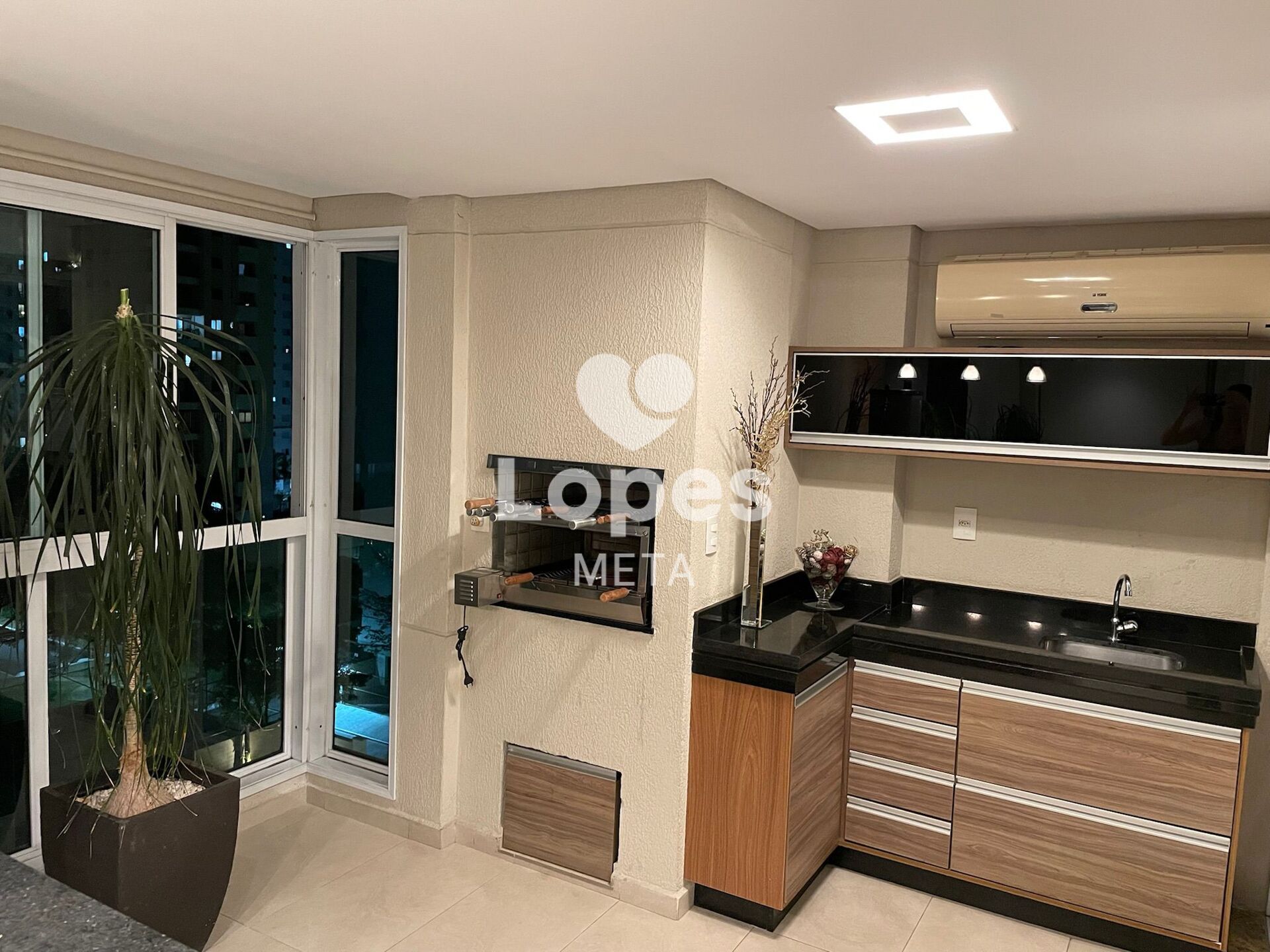 Apartamento à venda com 4 quartos, 183m² - Foto 9