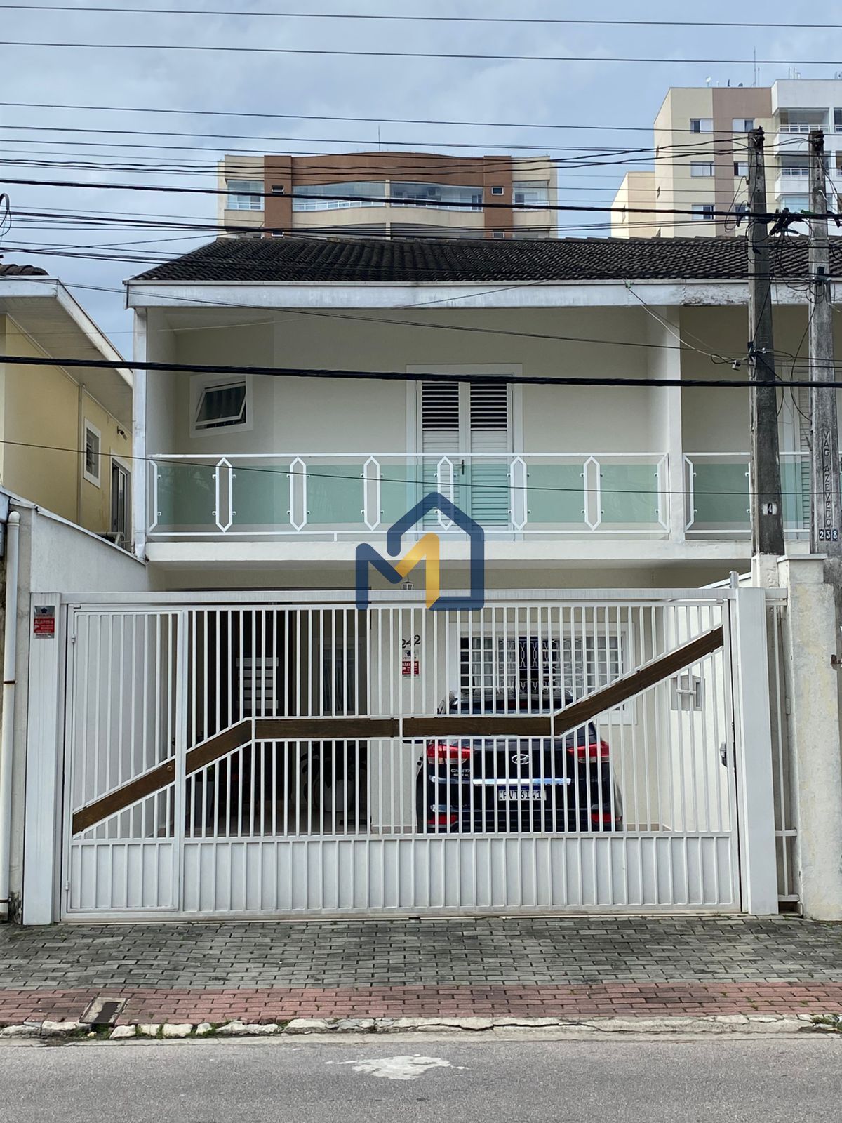 Sobrado, 3 quartos, 190 m² - Foto 1