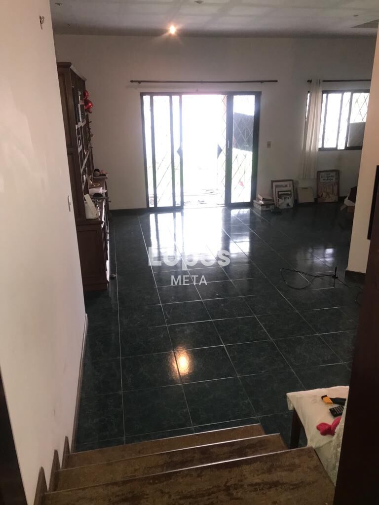 Casa à venda com 3 quartos, 360m² - Foto 25
