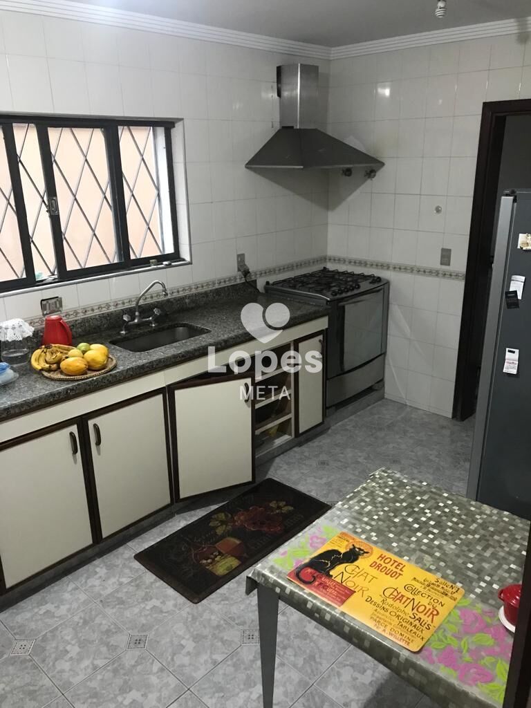 Casa à venda com 3 quartos, 360m² - Foto 5
