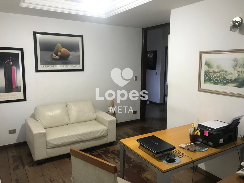 Casa à venda com 3 quartos, 360m² - Foto 7