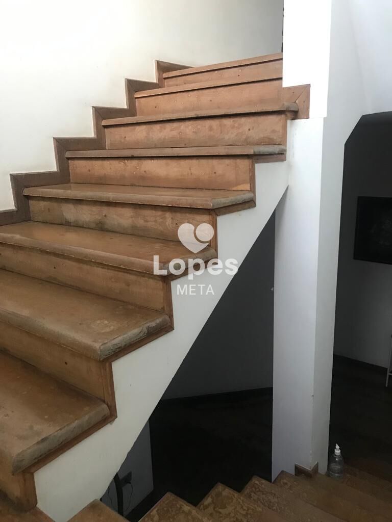 Casa à venda com 3 quartos, 360m² - Foto 12