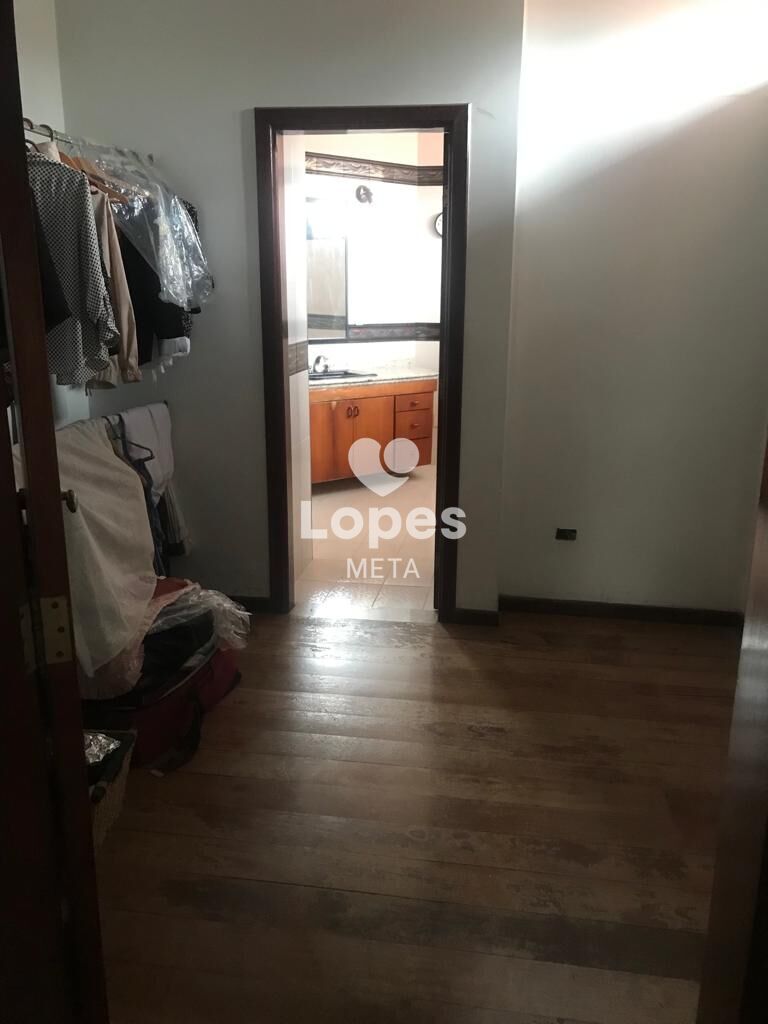 Casa à venda com 3 quartos, 360m² - Foto 22