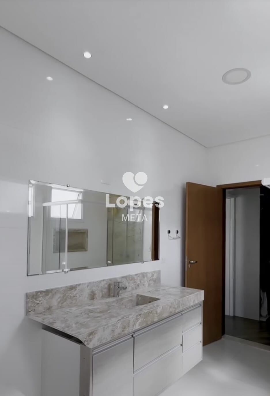 Casa à venda com 4 quartos, 270m² - Foto 10