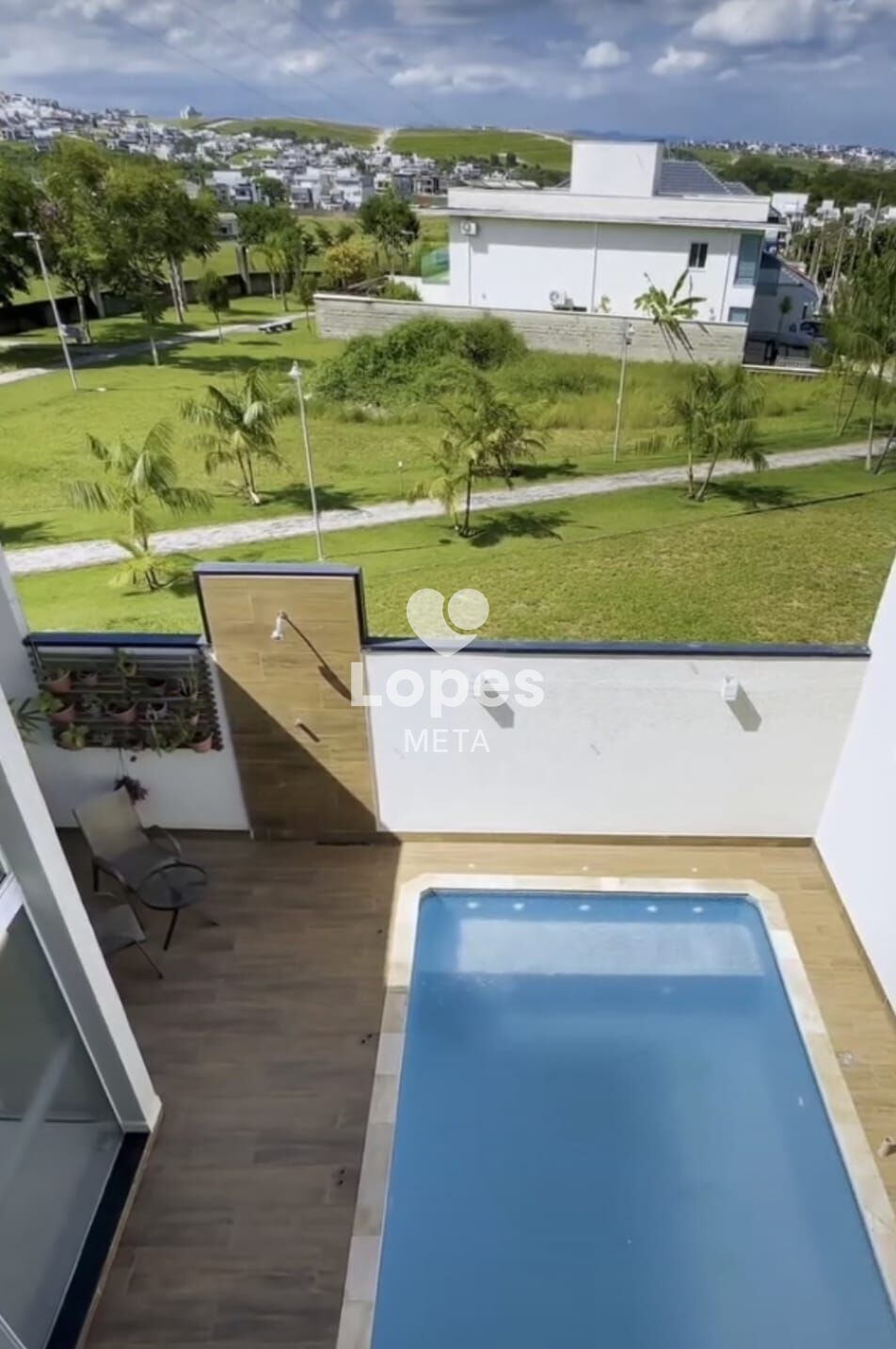 Casa à venda com 4 quartos, 270m² - Foto 13
