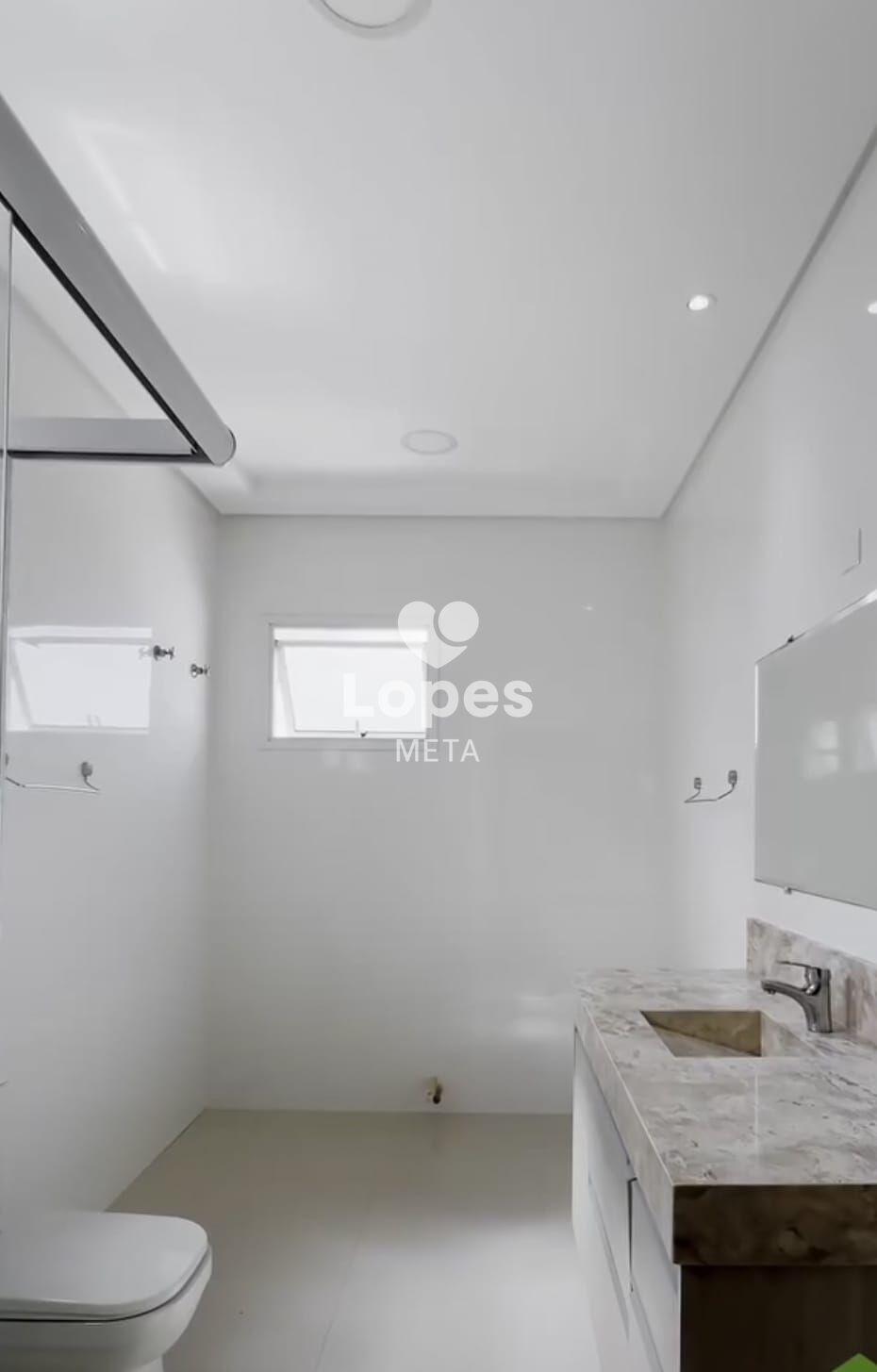 Casa à venda com 4 quartos, 270m² - Foto 7