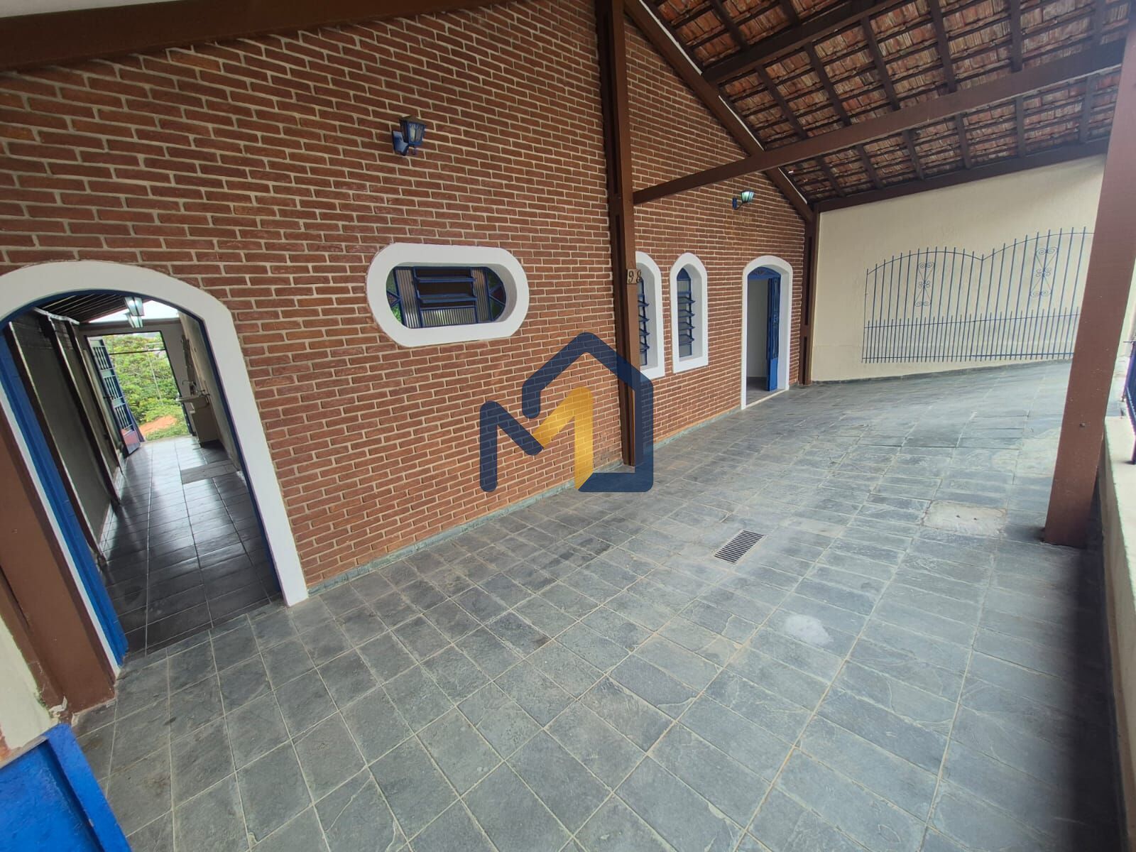 Casa, 3 quartos, 250 m² - Foto 1