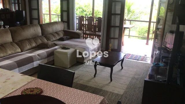 Casa à venda com 3 quartos, 150m² - Foto 3