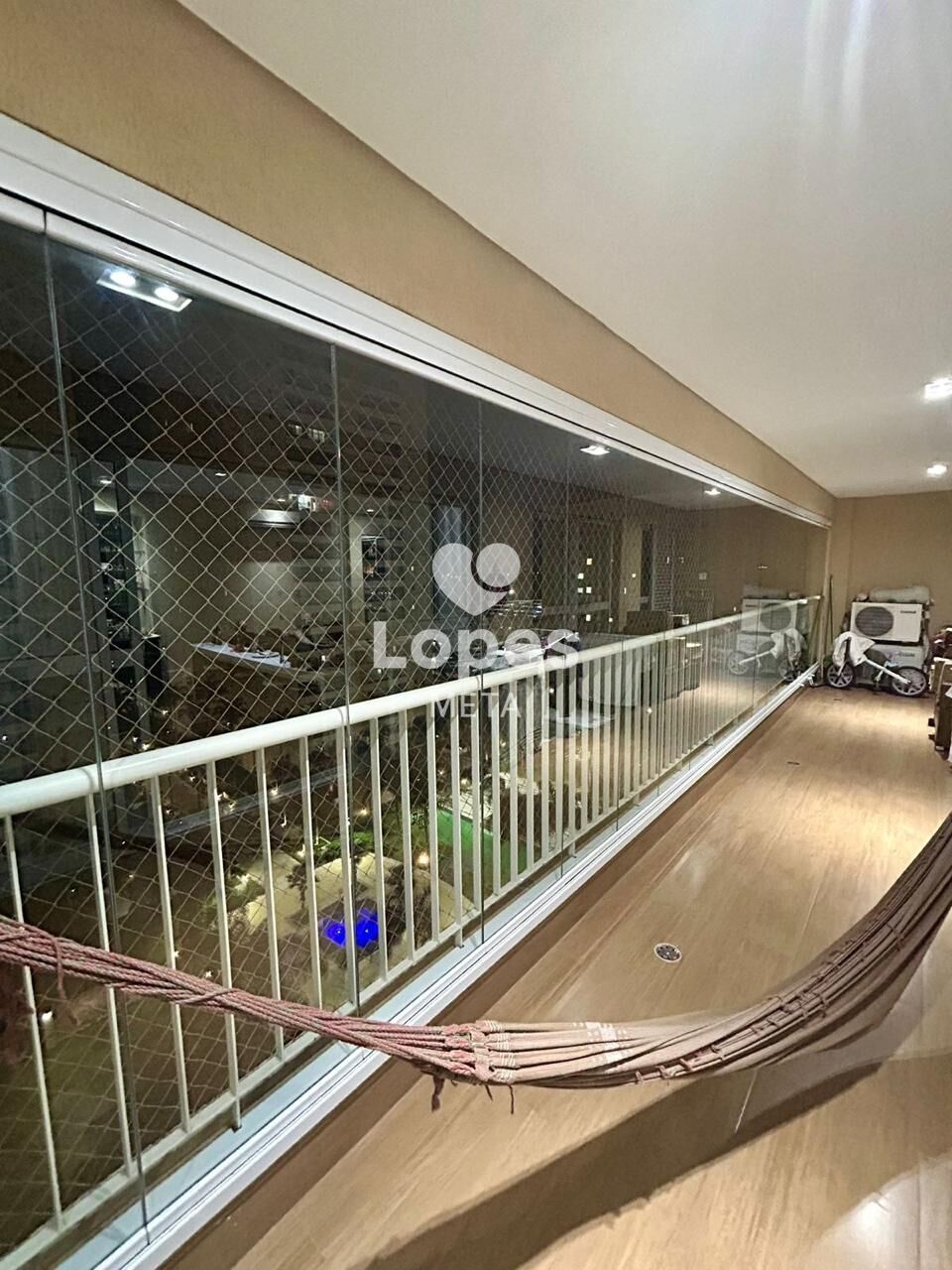Apartamento para alugar com 3 quartos, 156m² - Foto 1