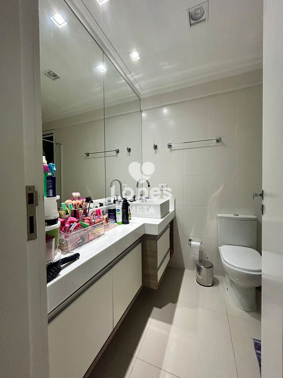Apartamento para alugar com 3 quartos, 156m² - Foto 15