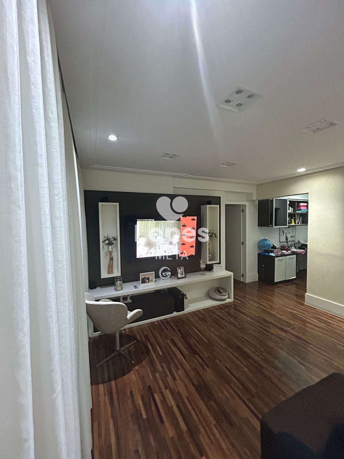Apartamento para alugar com 3 quartos, 156m² - Foto 7