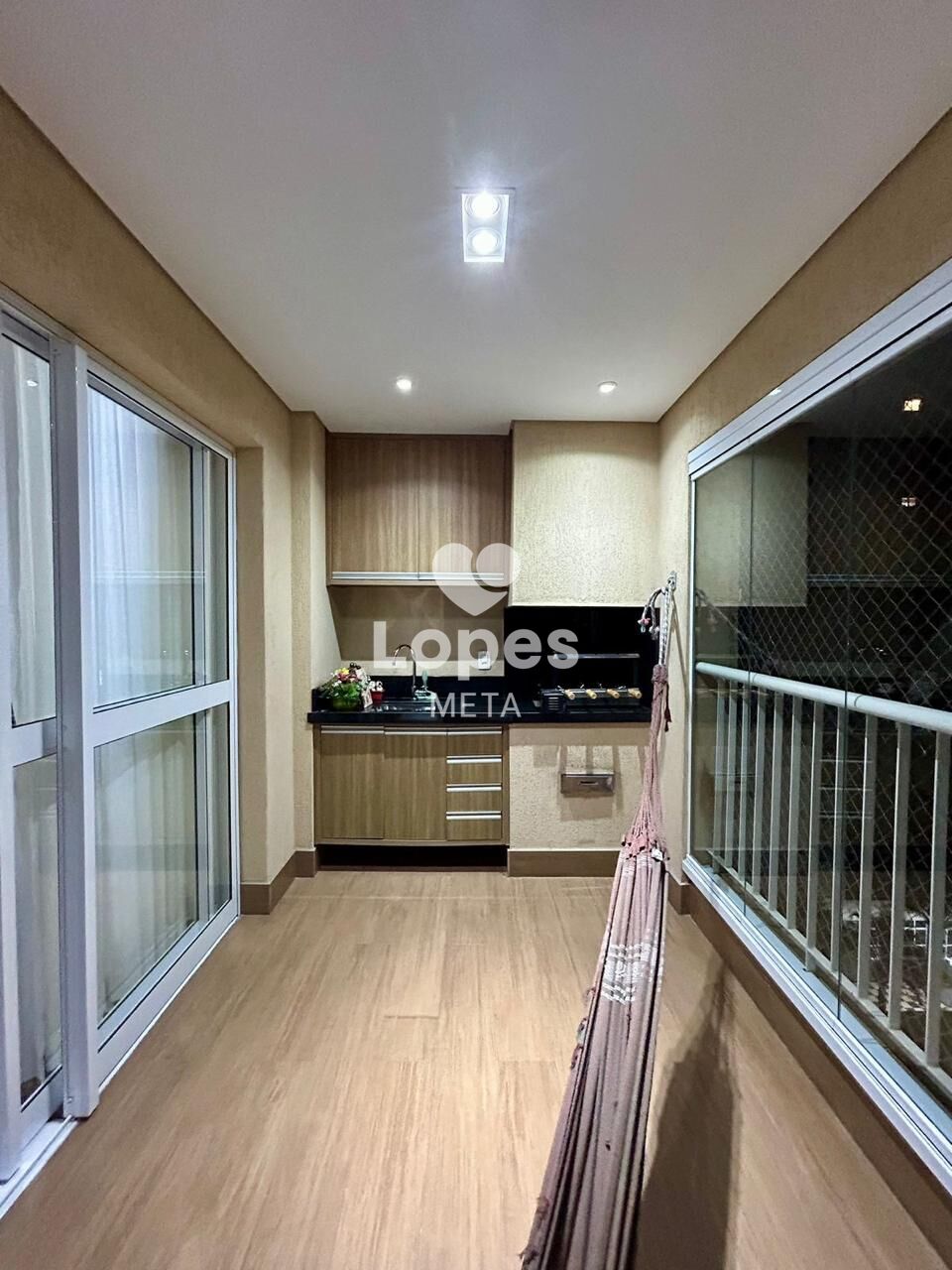 Apartamento para alugar com 3 quartos, 156m² - Foto 3